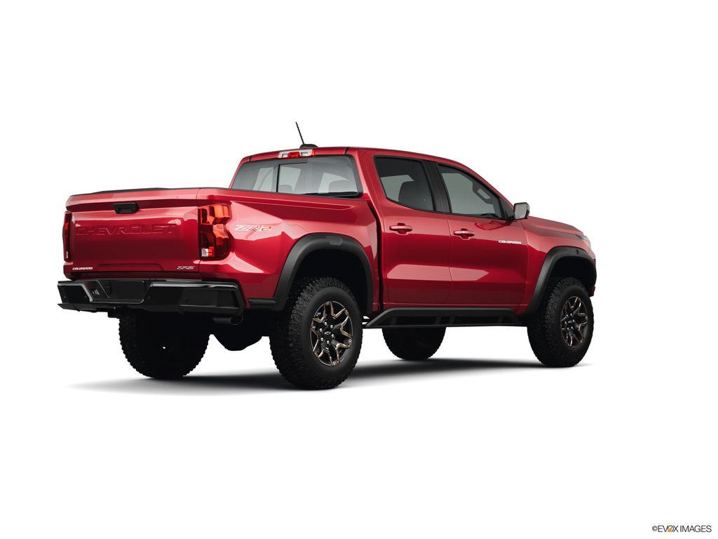 2026 Chevrolet Colorado photo 3
