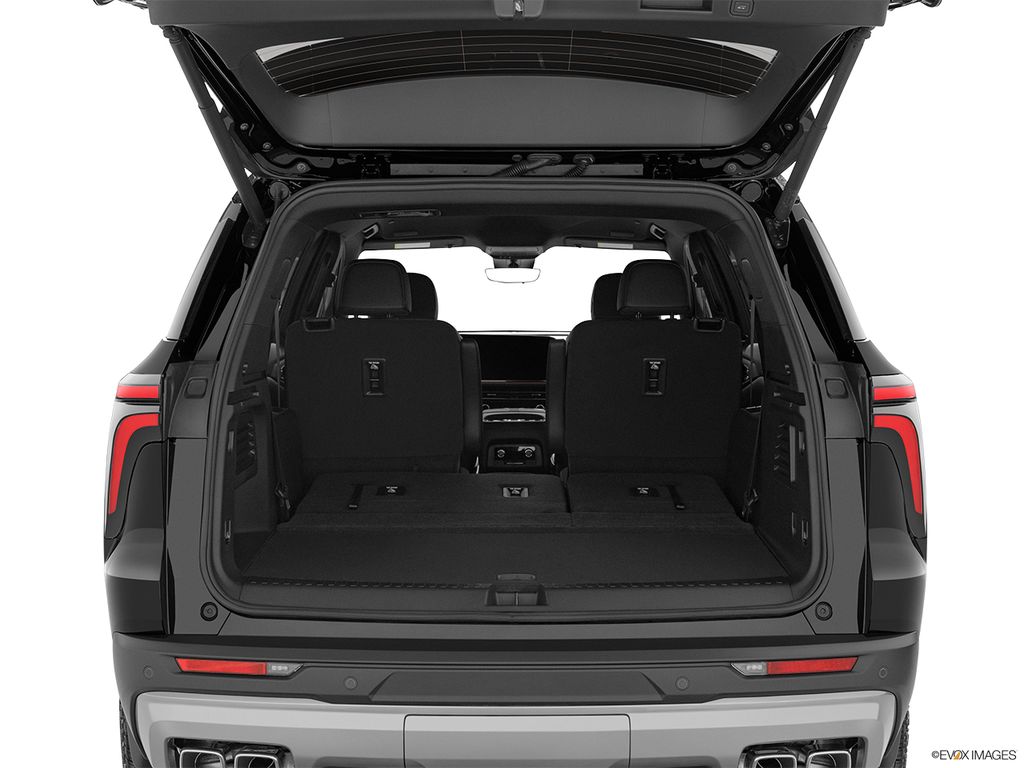 2026 Chevrolet Traverse photo 7