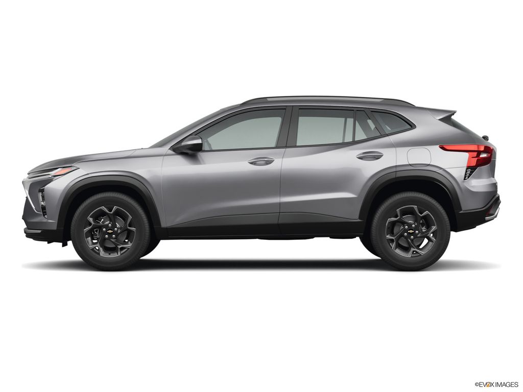 2026 Chevrolet Trax photo 2