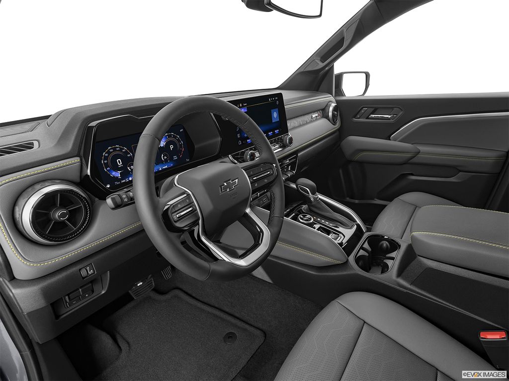 2026 Chevrolet Colorado photo 7