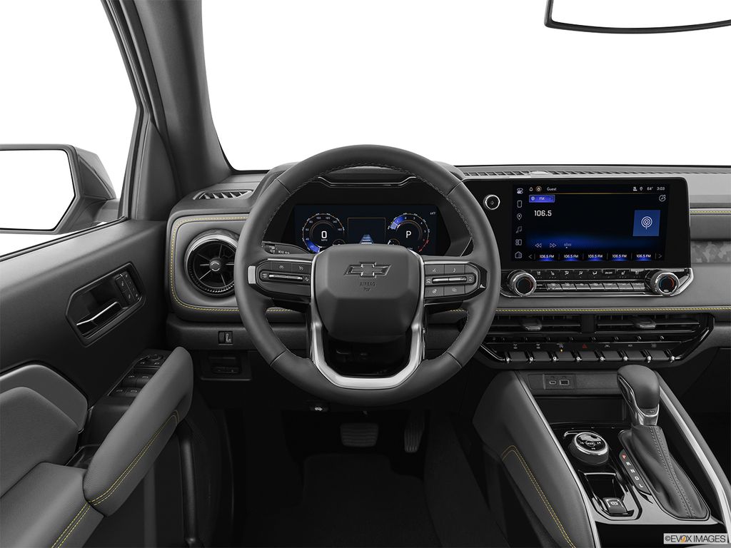 2026 Chevrolet Colorado photo 12
