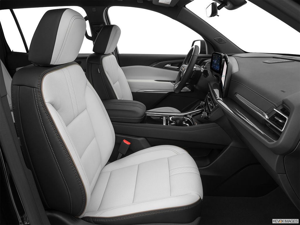 2026 Chevrolet Traverse photo 10