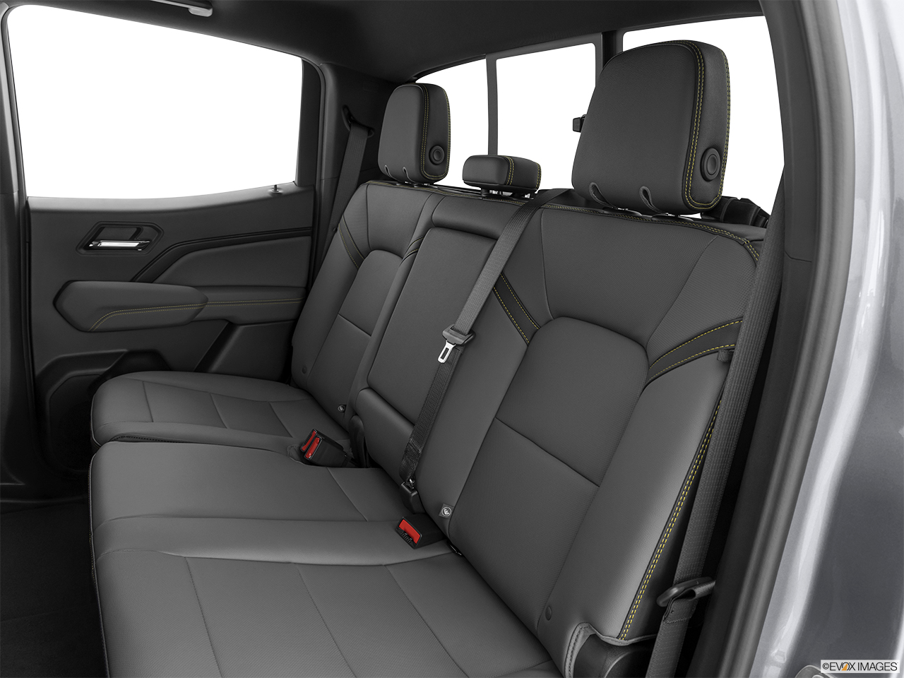 2026 Chevrolet Colorado photo 10