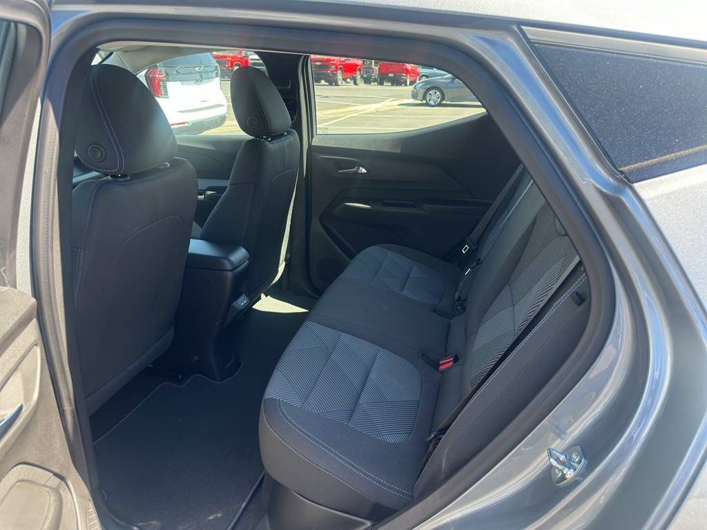 2027 Chevrolet Bolt photo 6
