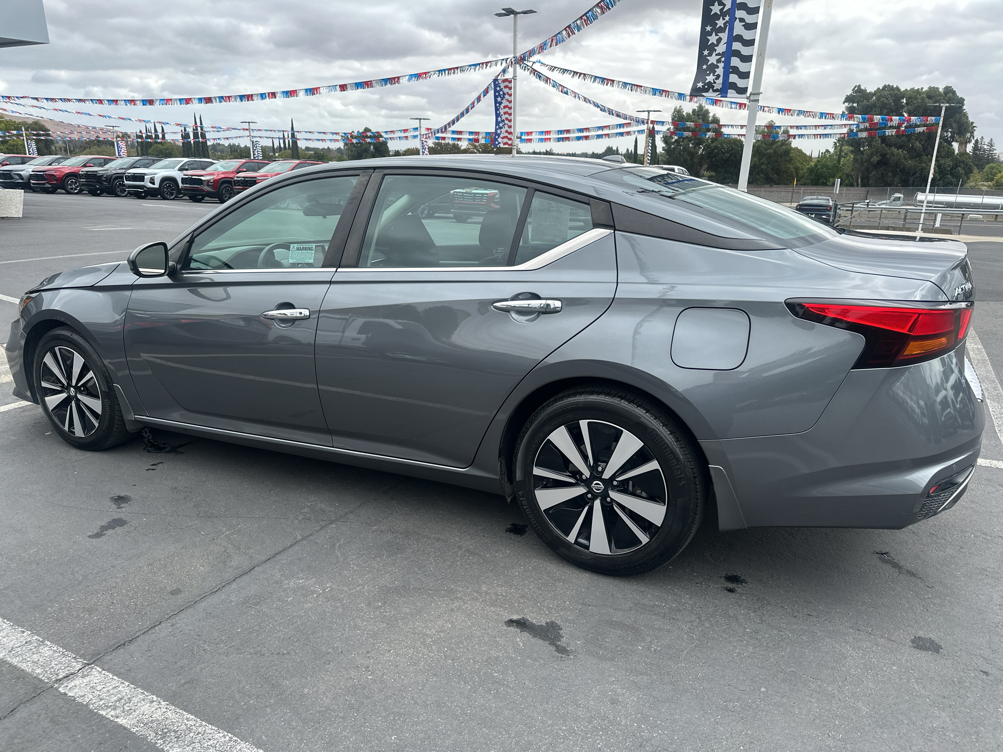 2021 Nissan Altima photo 4