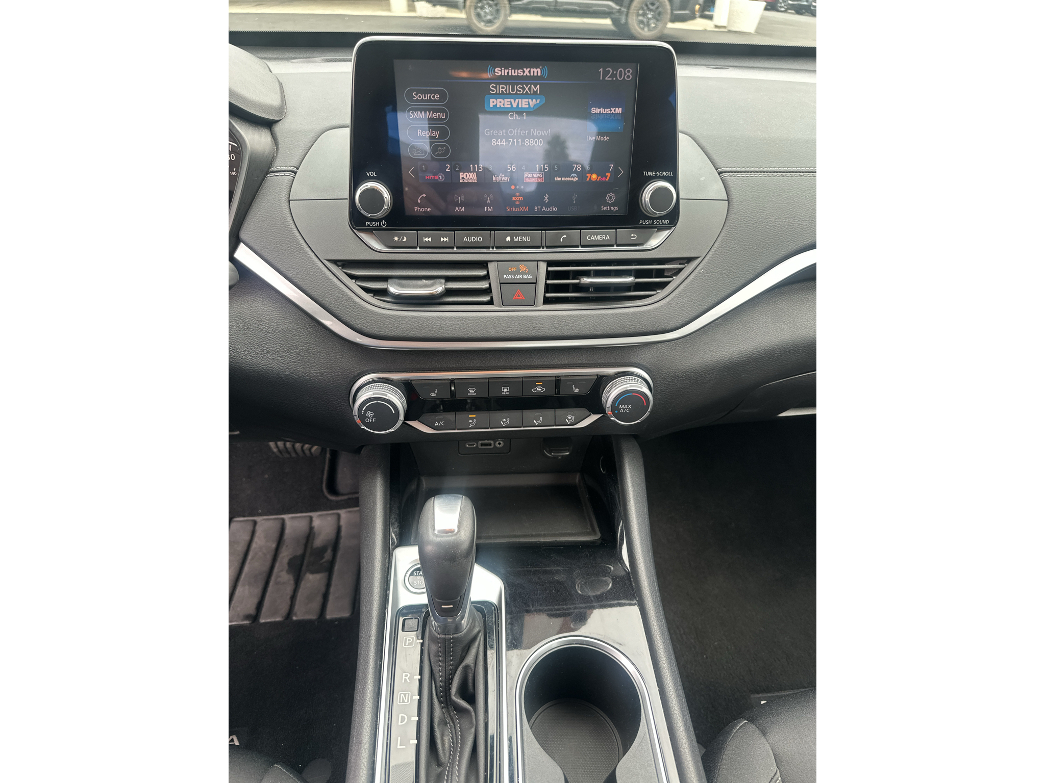 2021 Nissan Altima photo 9