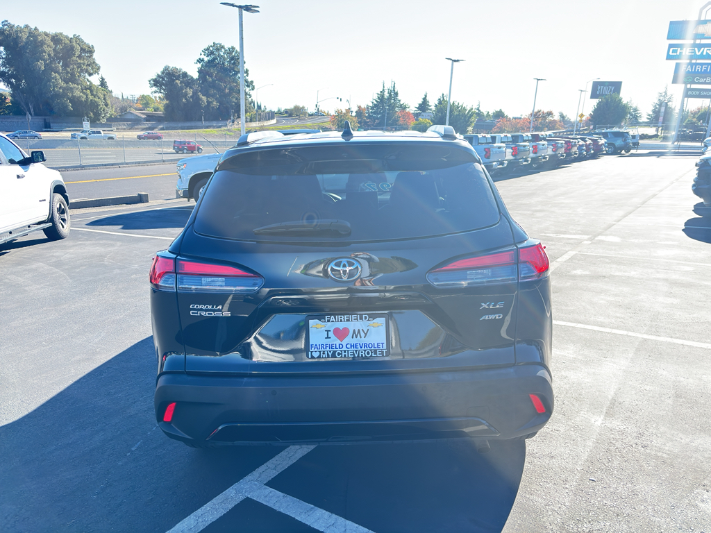 2023 Toyota Corolla Cross photo 3