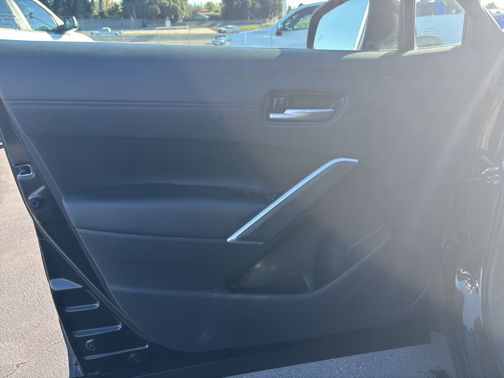 2023 Toyota Corolla Cross photo 6