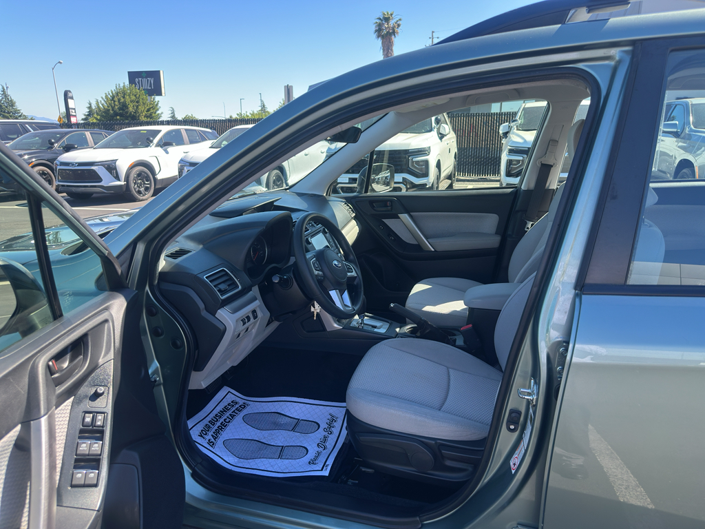 2018 Subaru Forester photo 8