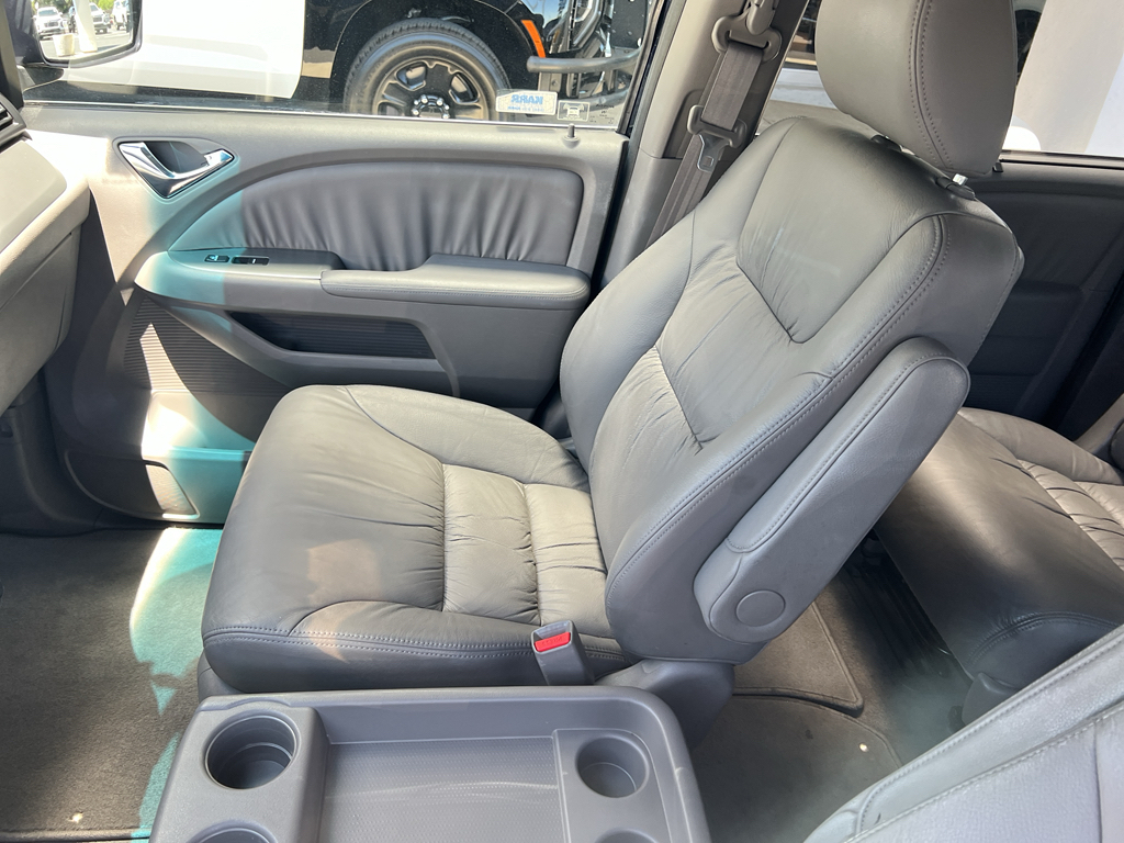 2008 Honda Odyssey photo 7
