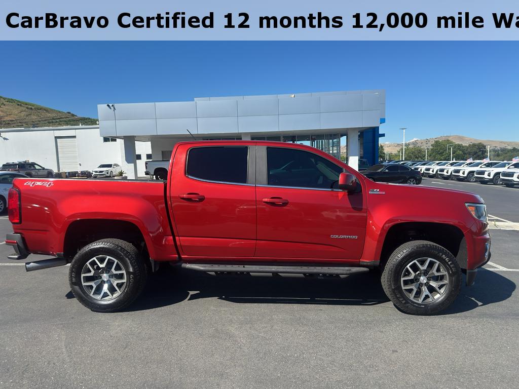 2016 Chevrolet Colorado photo 2