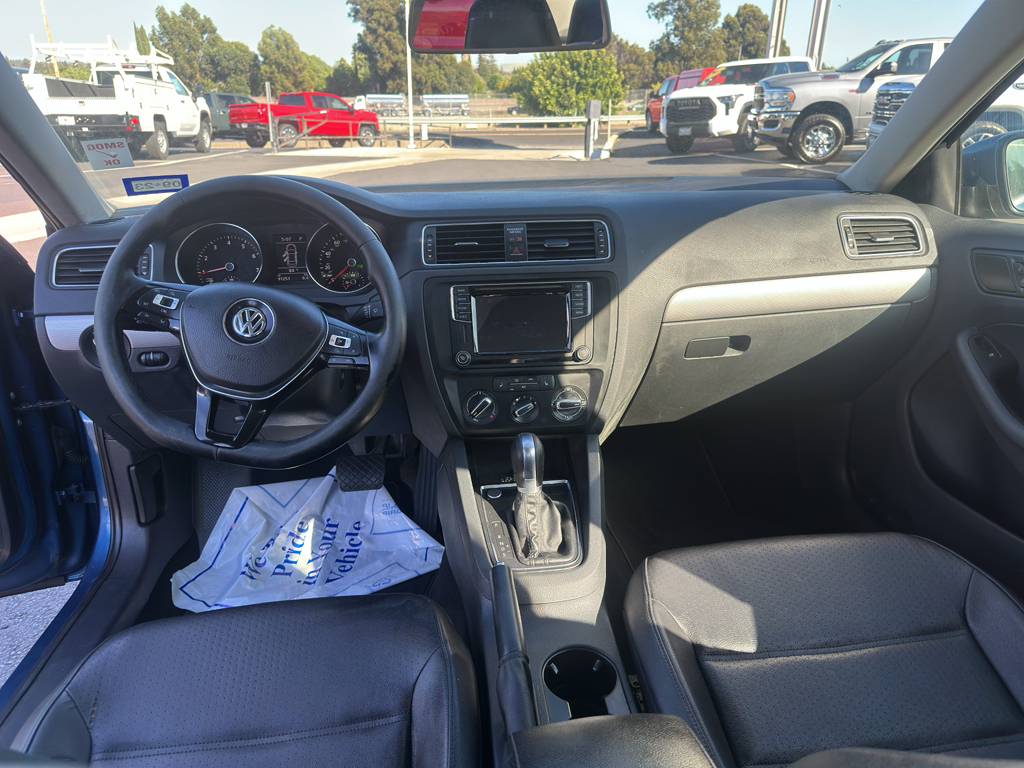 2017 Volkswagen Jetta photo 6
