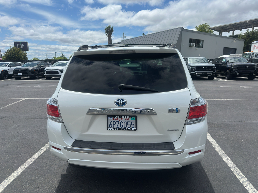 2011 Toyota Highlander photo 4