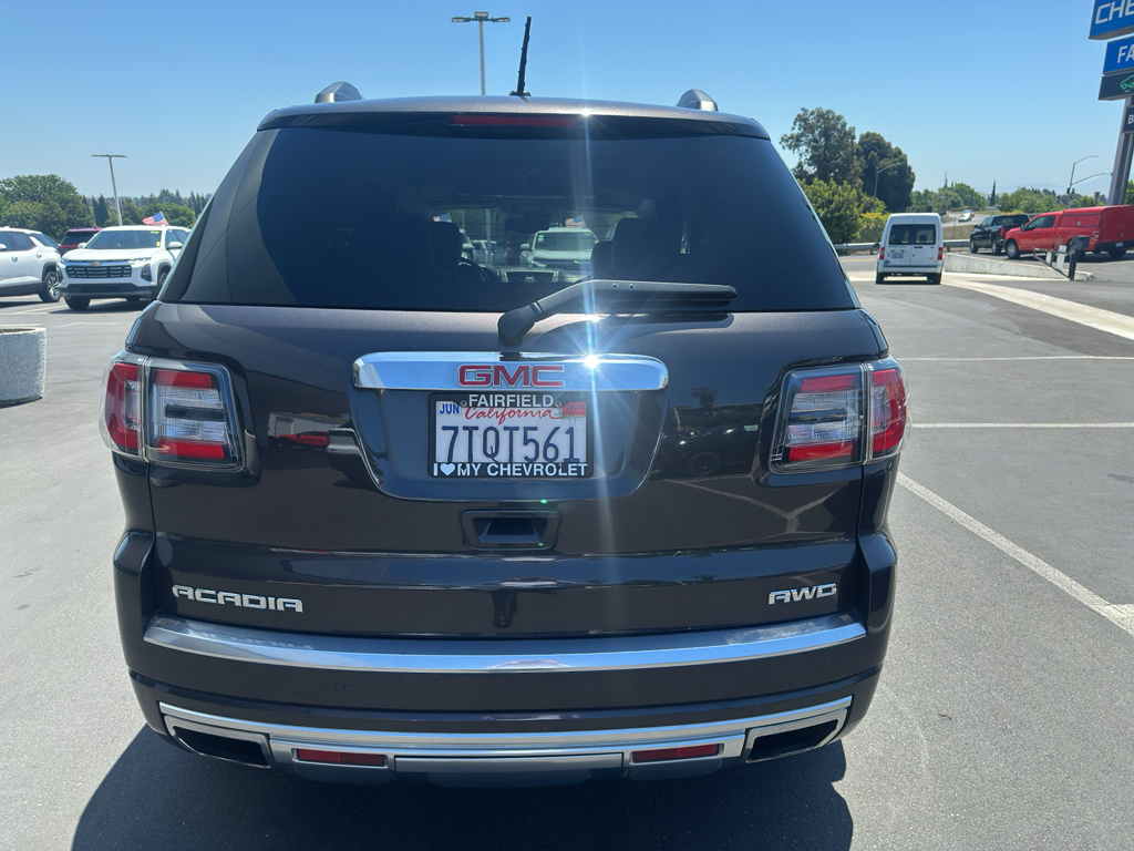 2016 GMC Acadia photo 3