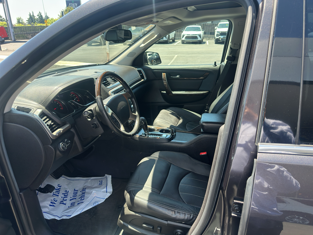 2016 GMC Acadia photo 8