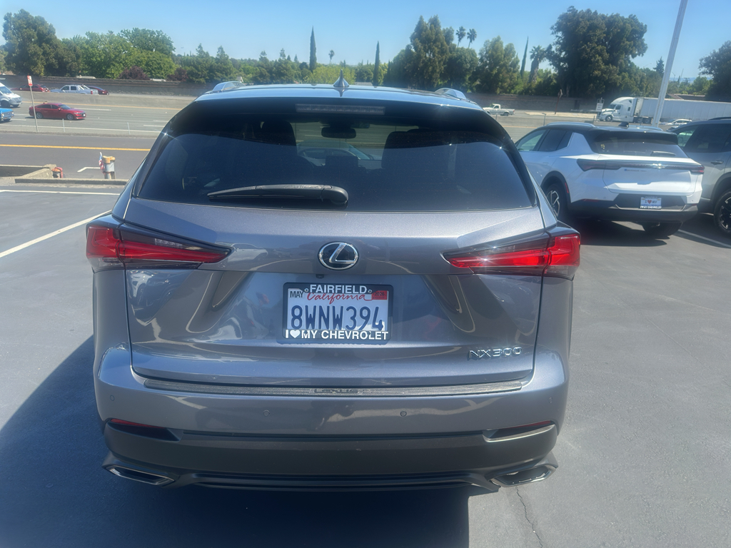 2021 Lexus NX 300 photo 4