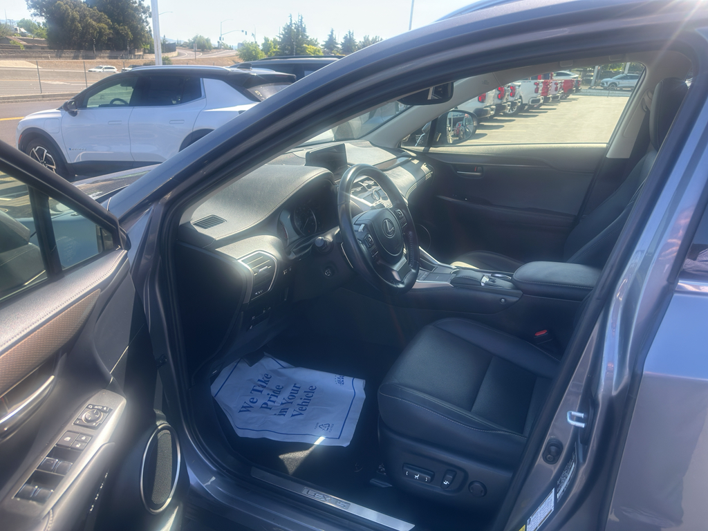 2021 Lexus NX 300 photo 10