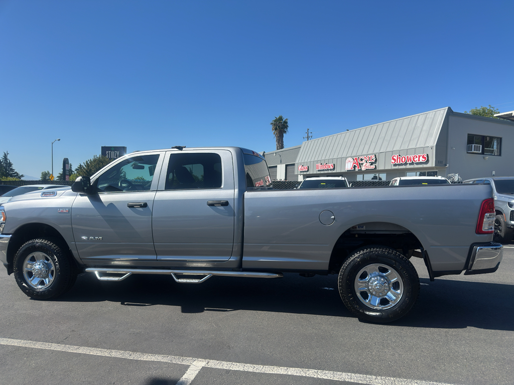 2022 Ram 2500 photo 4