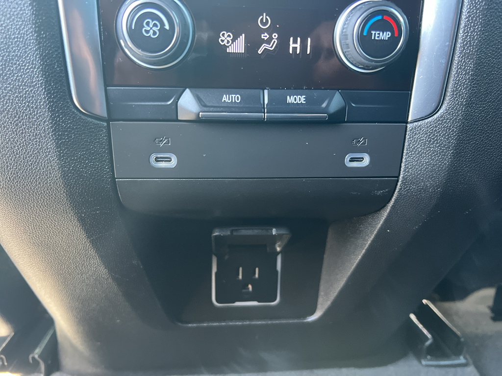 2024 Chevrolet Tahoe photo 12