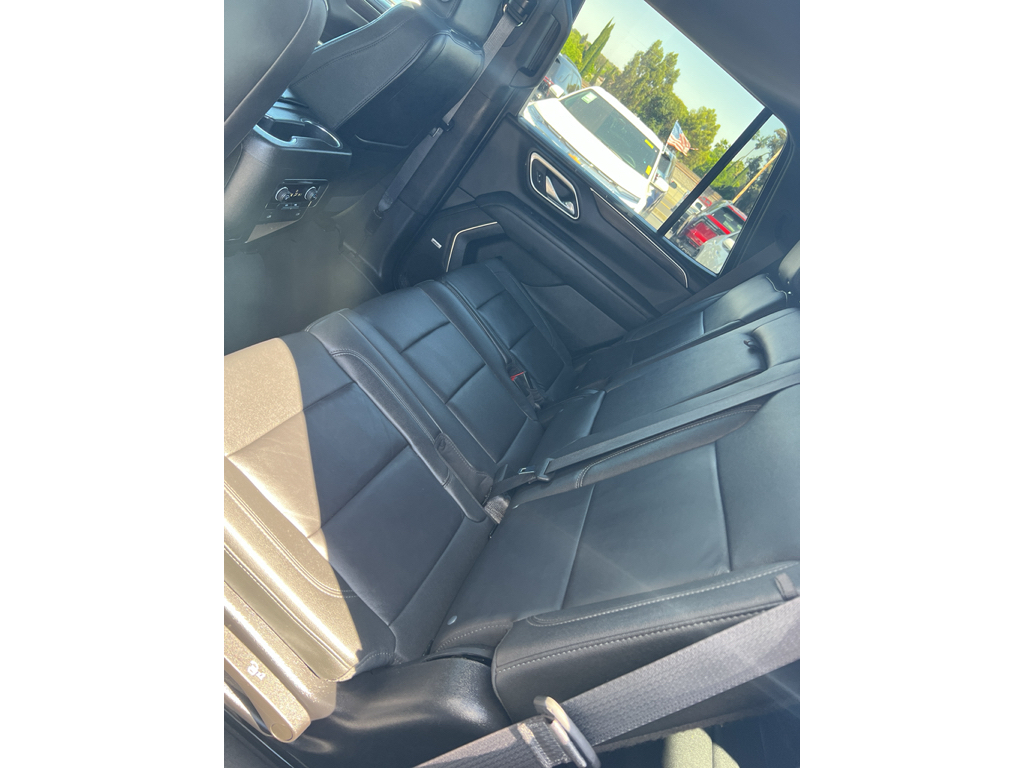 2024 Chevrolet Tahoe photo 8