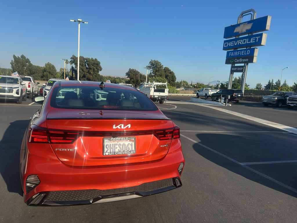 2023 Kia Forte photo 3