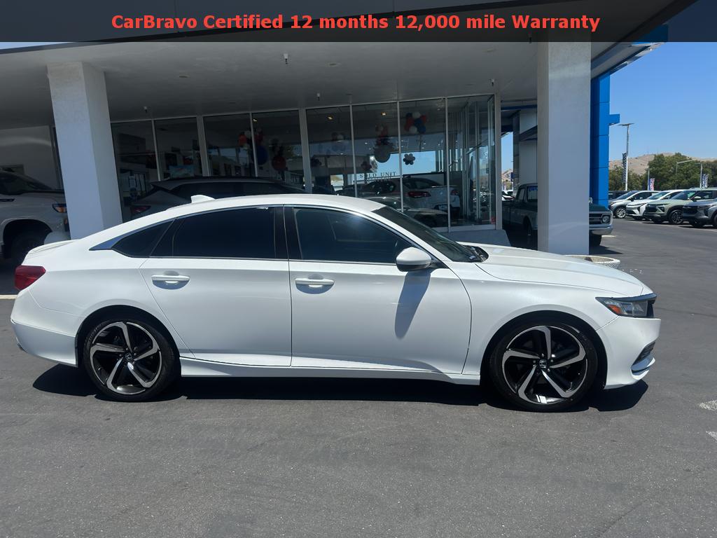 2018 Honda Accord photo 2
