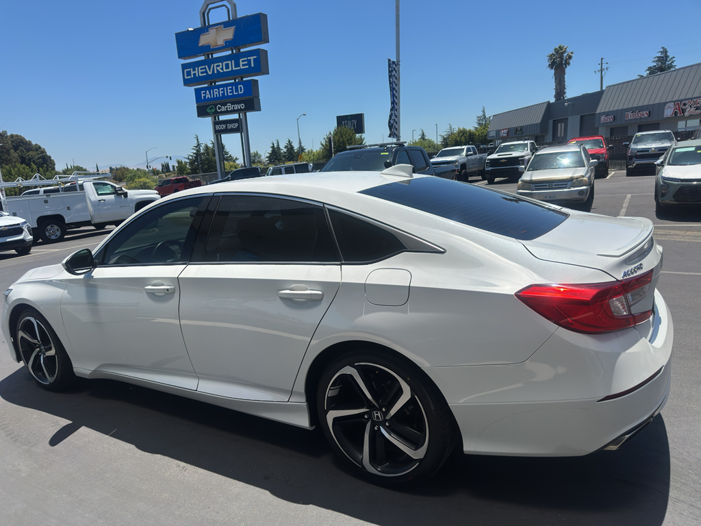 2018 Honda Accord photo 4