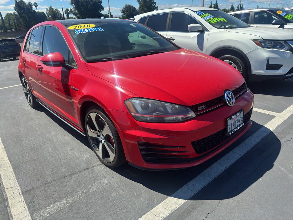 2016 Volkswagen Golf GTI photo 2