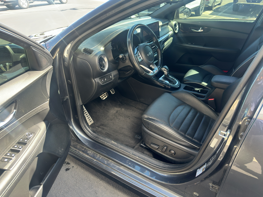 2022 Kia Forte photo 7