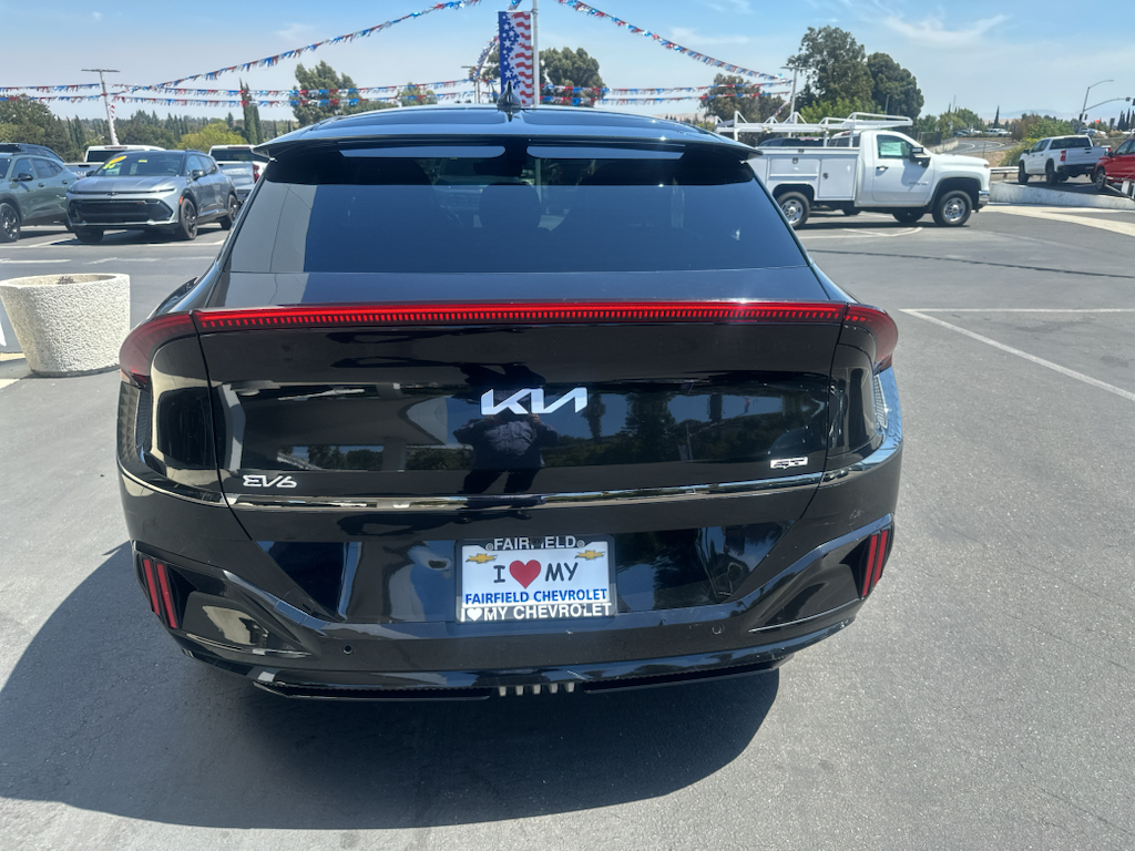 2023 Kia EV6 photo 3