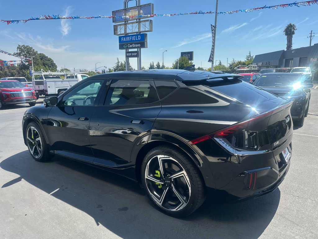 2023 Kia EV6 photo 5