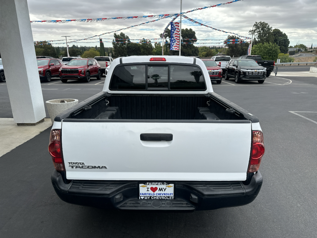 2013 Toyota Tacoma photo 3