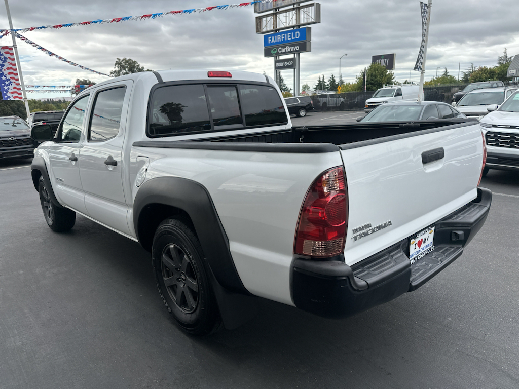 2013 Toyota Tacoma photo 4