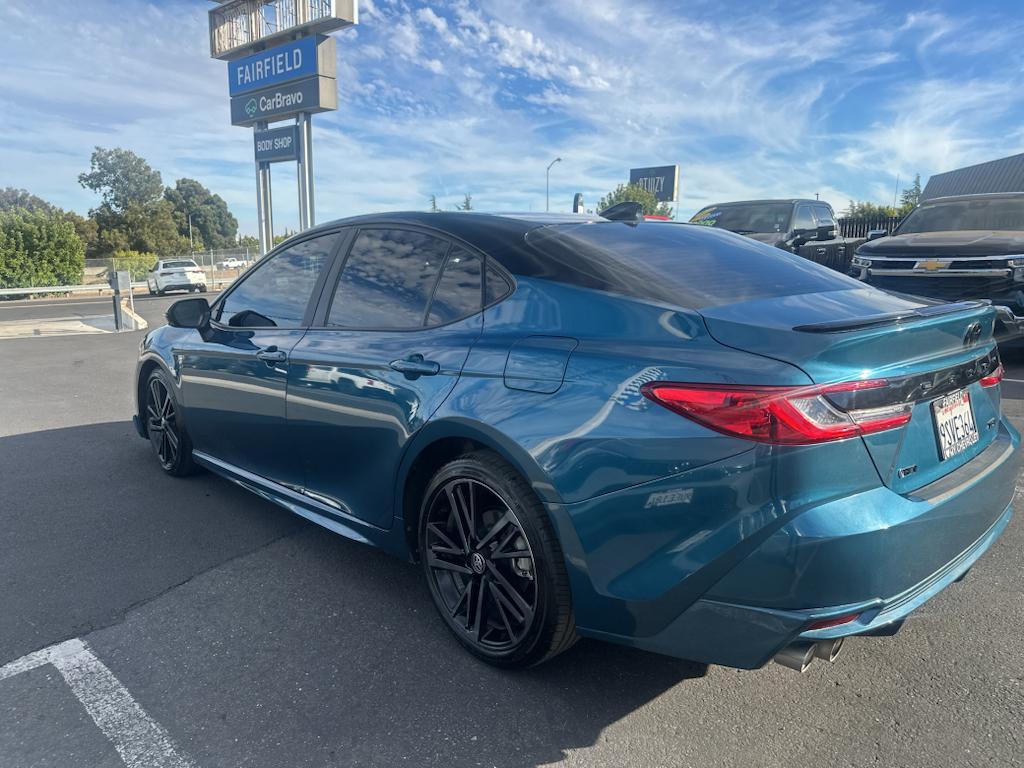 2025 Toyota Camry Hybrid photo 4