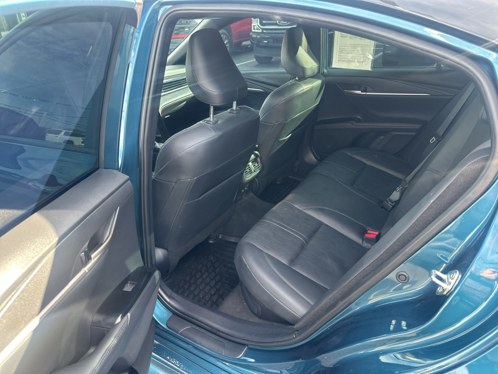 2025 Toyota Camry Hybrid photo 5