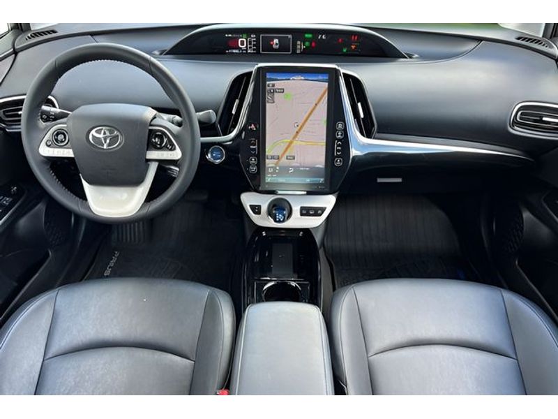 2018 Toyota Prius Prime photo 9