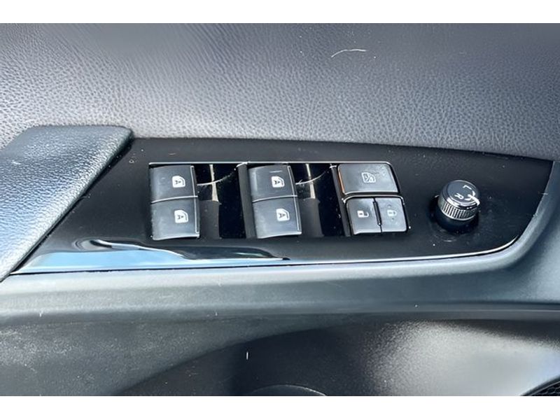 2018 Toyota Prius Prime photo 17