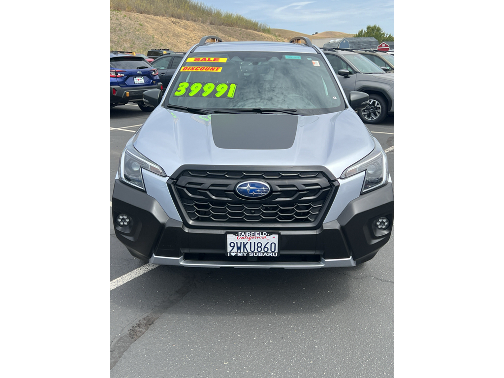 2025 Subaru Forester photo 2