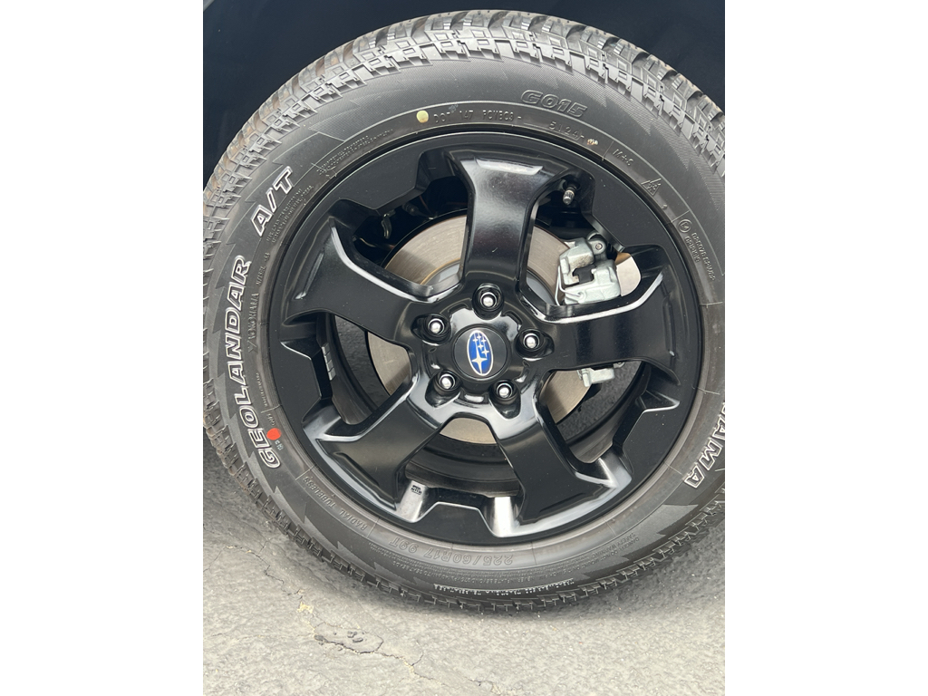 2025 Subaru Forester photo 6