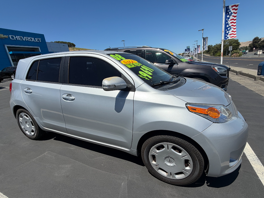 2008 Scion xD photo 4