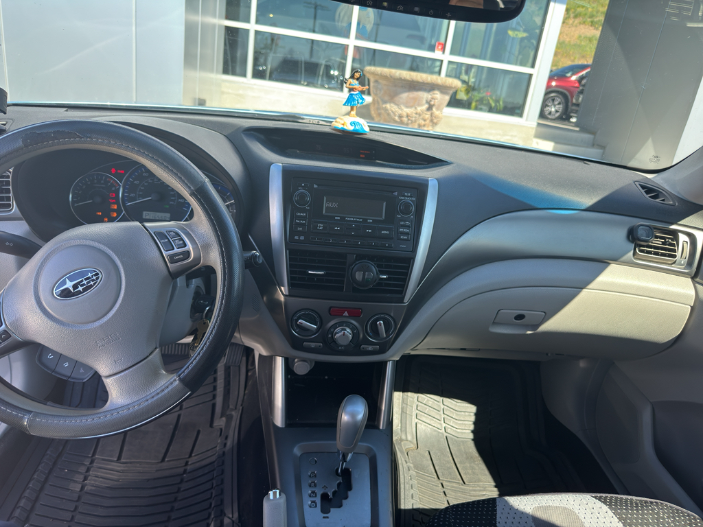 2012 Subaru Forester photo 7