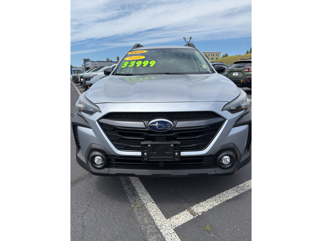 2025 Subaru Outback photo 2