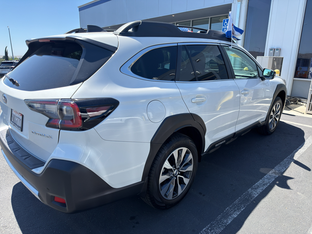 2025 Subaru Outback photo 5
