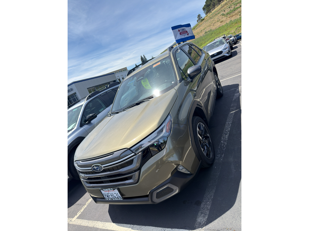 2025 Subaru Forester photo 6