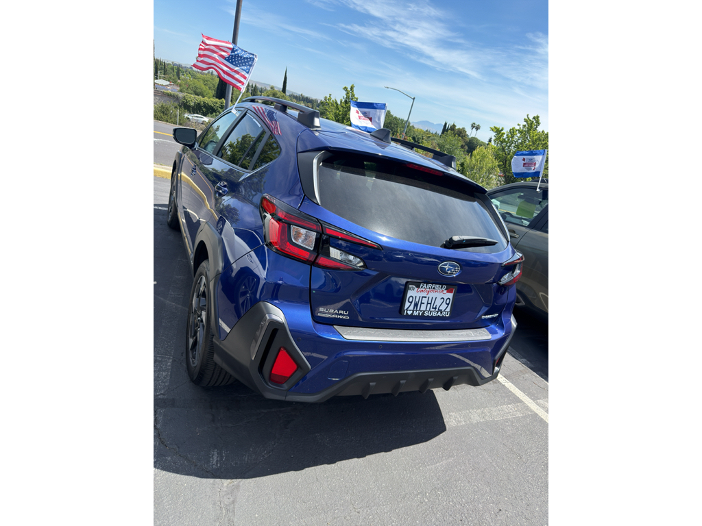 2025 Subaru Crosstrek photo 3