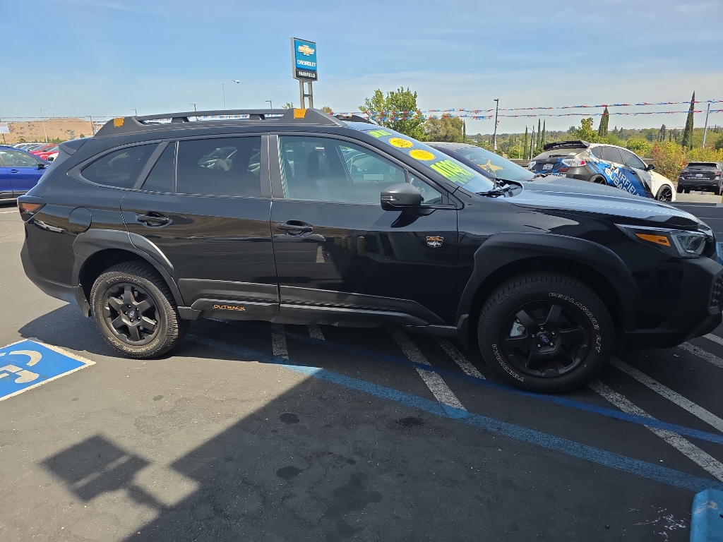 2025 Subaru Outback photo 3