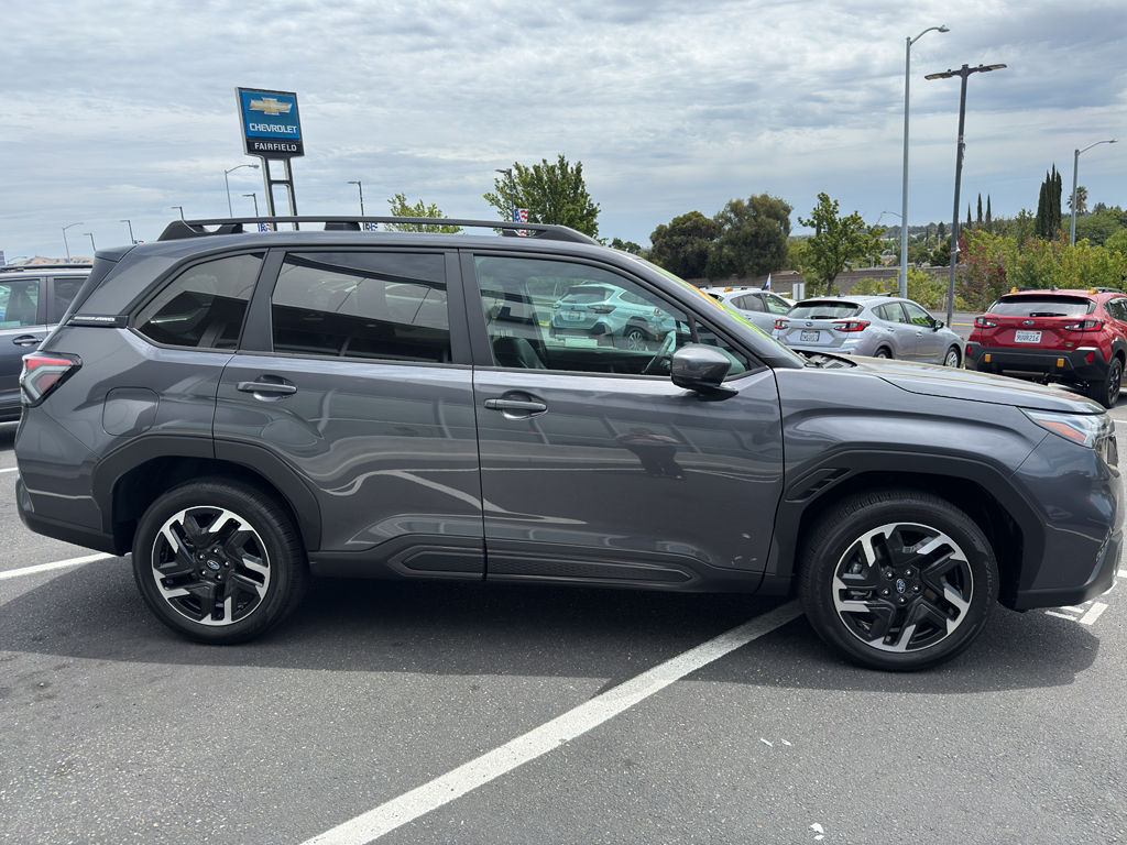 2026 Subaru Forester photo 4