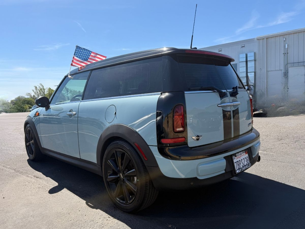 2013 MINI Clubman photo 3