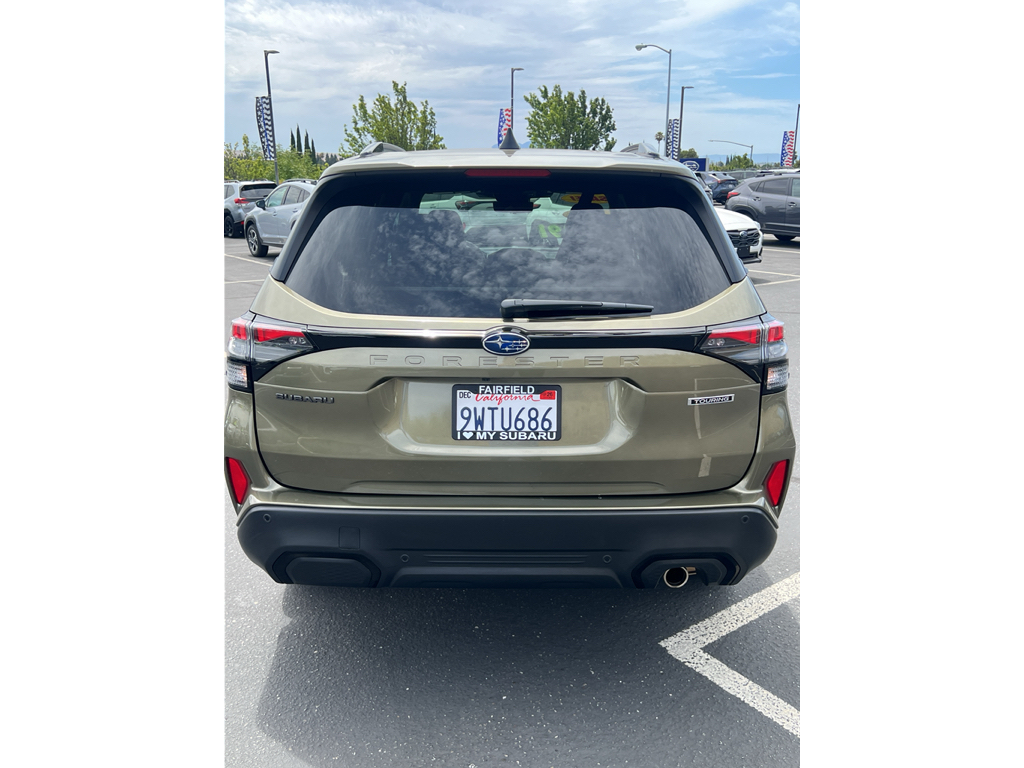 2026 Subaru Forester photo 3