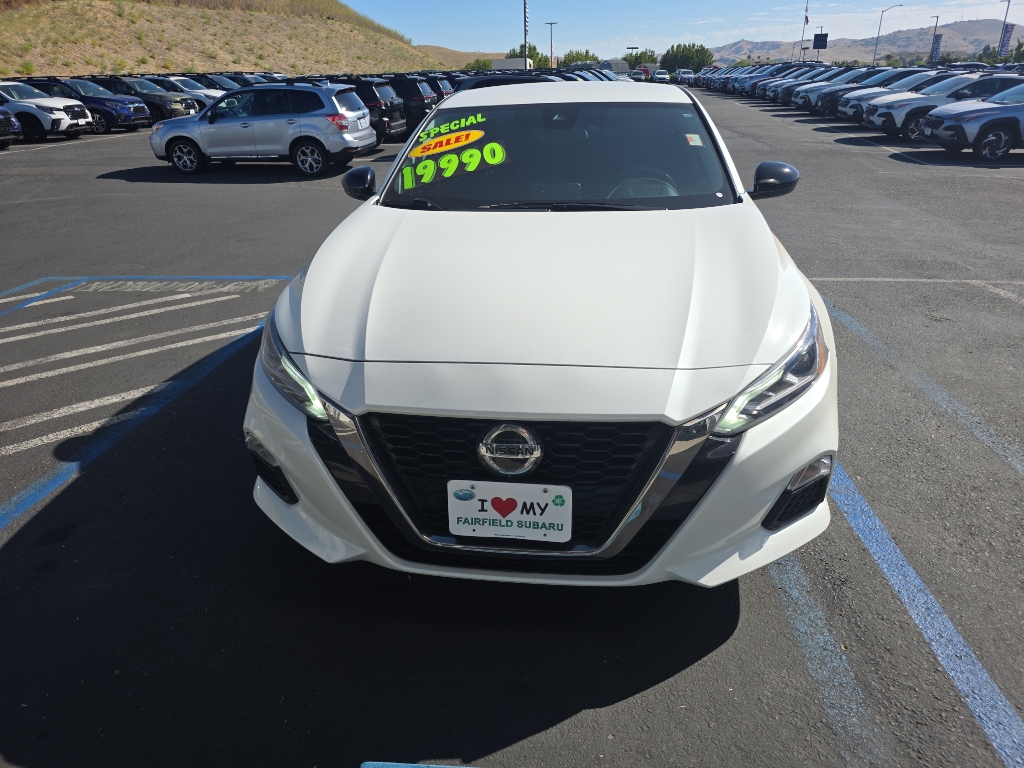2022 Nissan Altima photo 2
